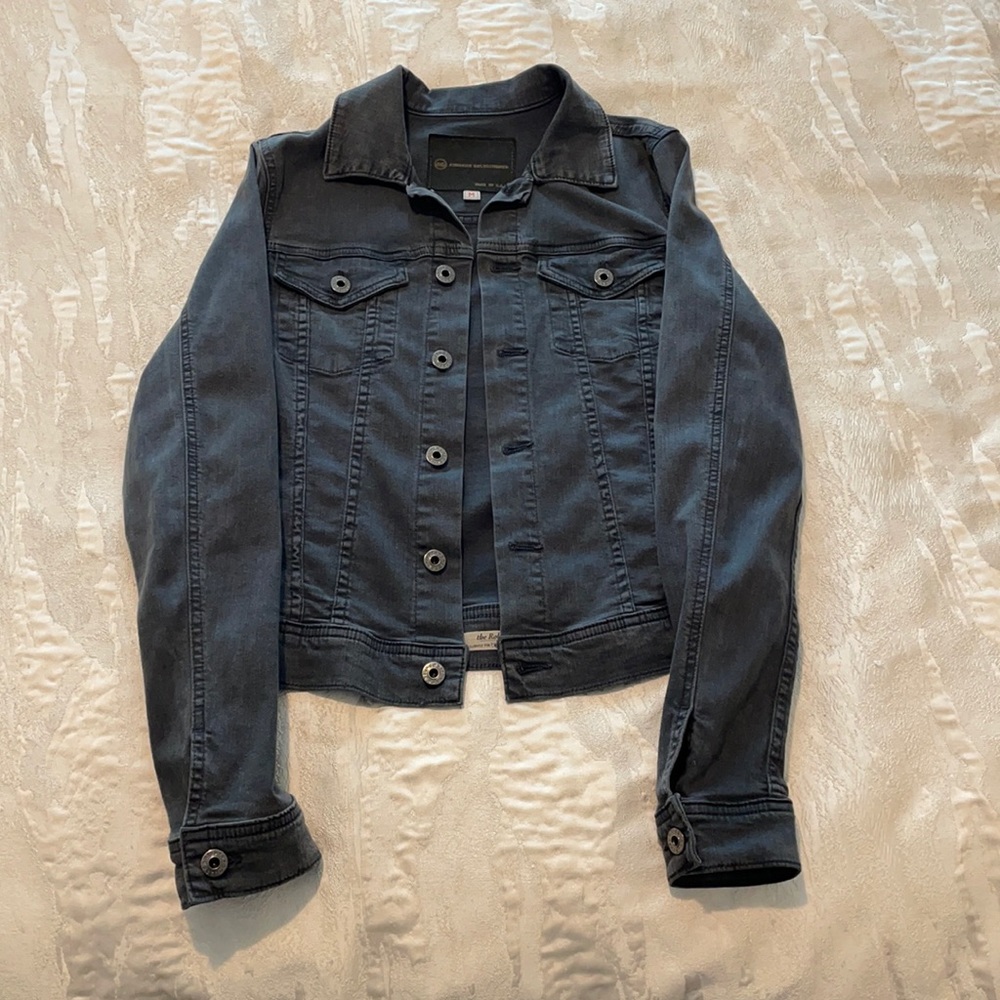 AG barely worn jean jacket. Medium sized but runs a tad small.